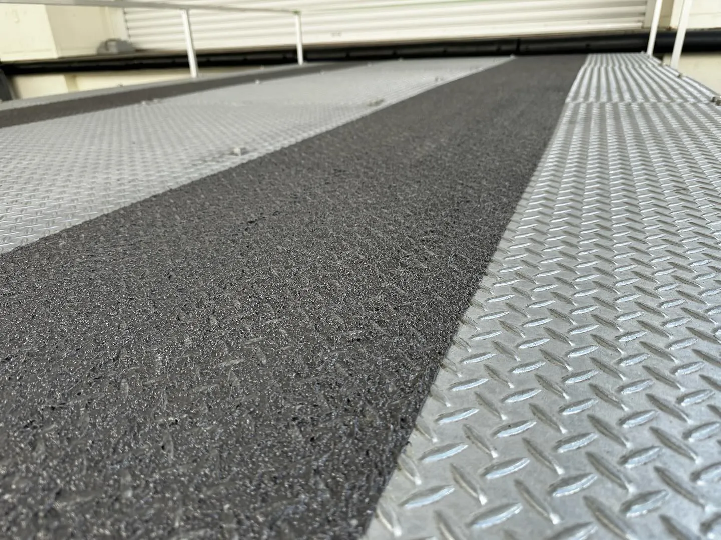 「住まいの外装をピカピカに！GW明けに戸建ての塗り替えで輝き...