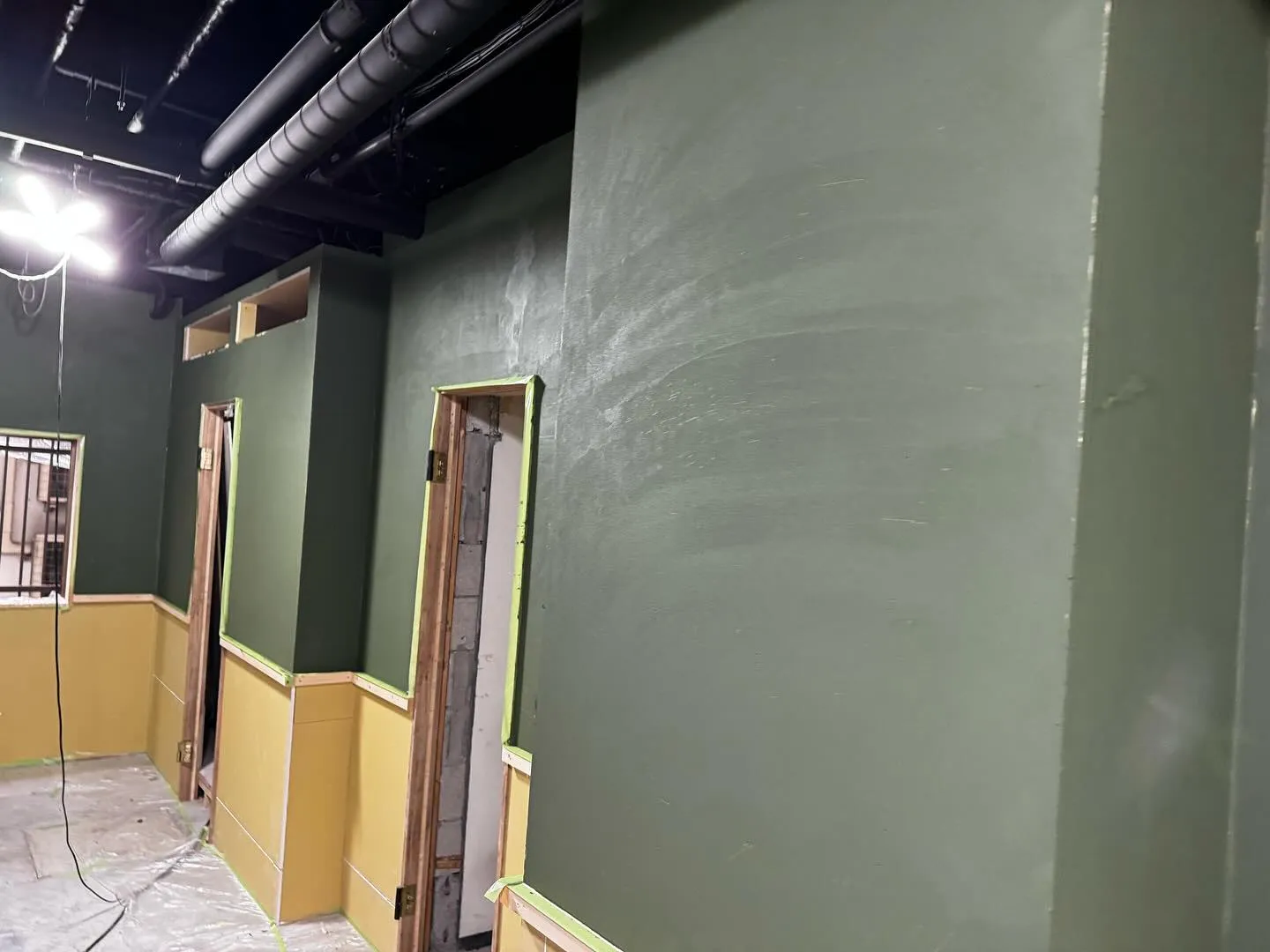 夏のクール外壁塗装特集＆求人情報