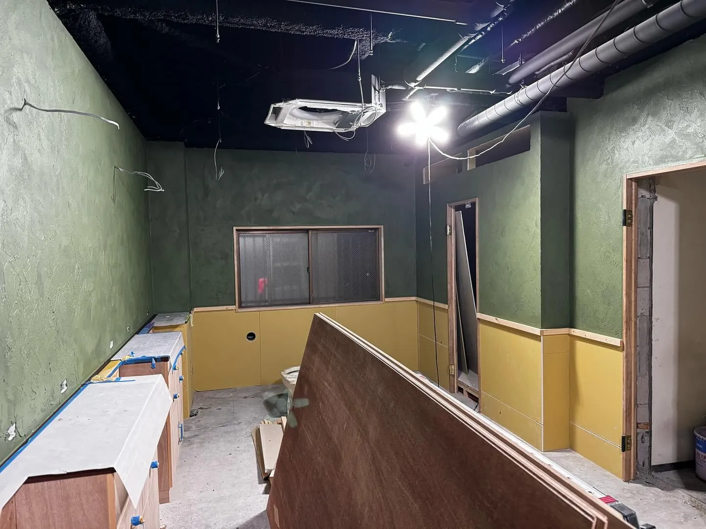 夏のクール外壁塗装特集＆求人情報