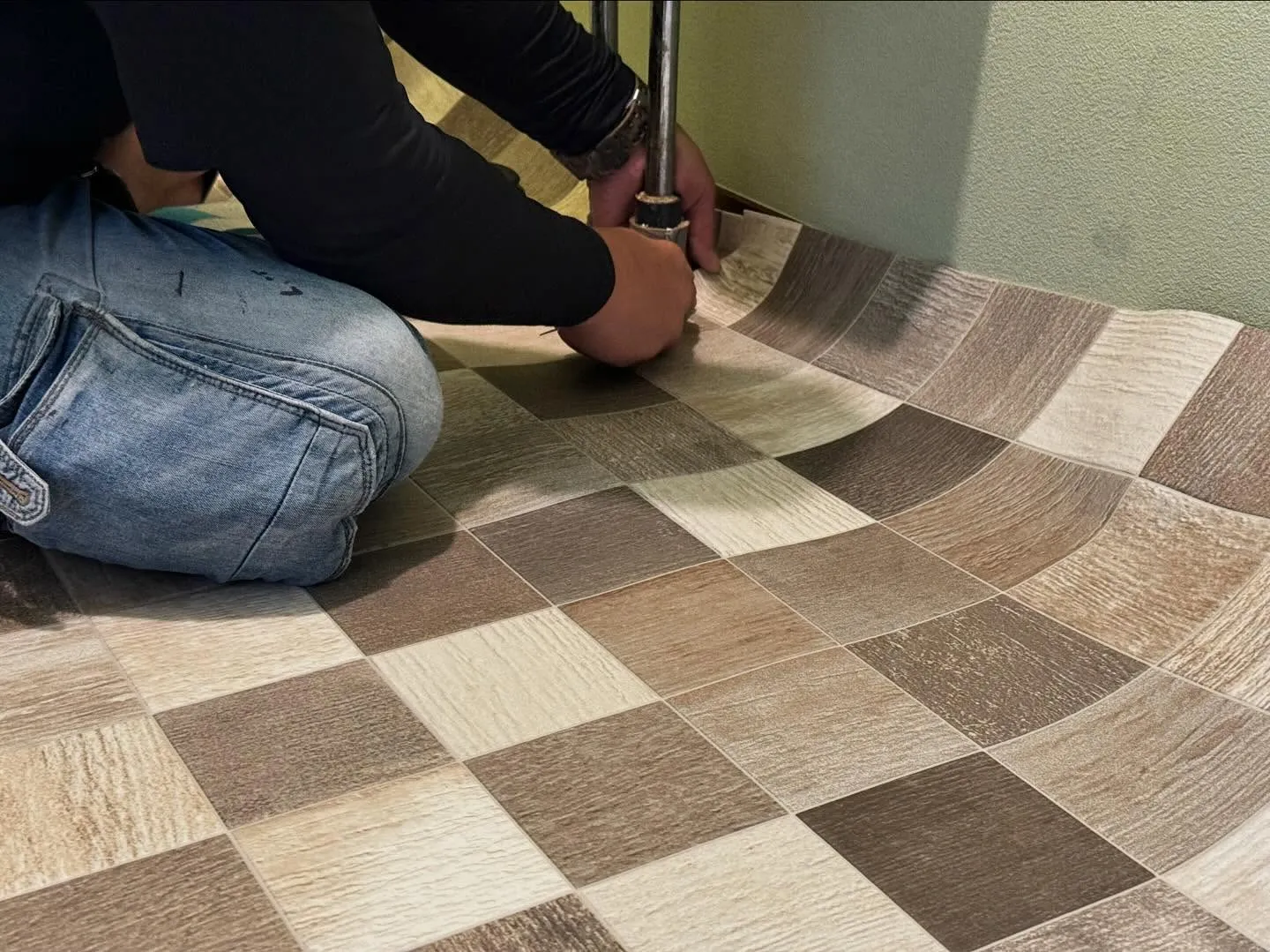 夏本番!外壁リフレッシュ特別価格&求人情報 🏡